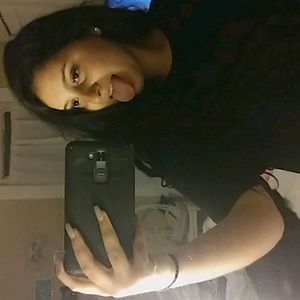 Meet your Posher, Sylvia